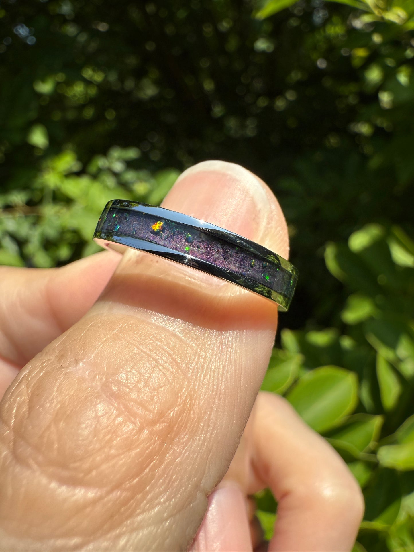 Galaxy Mood Ring – Size 8 Stainless Steel Band – Mood Pigment with Green Opal Inlay